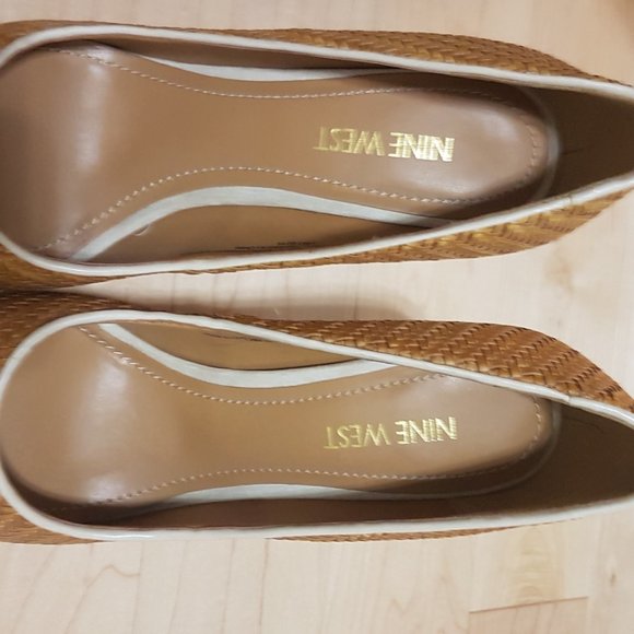Nine West Gracefulo Women's Beige Tan Basket Weave Heels Pumps Size 6.5 M New - Picture 2 of 6